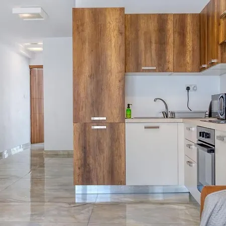 Apartment Thirtynine Sunlit Very Close To Balluta Bay