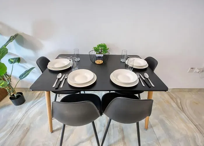 Thirtynine Sunlit Very Close To Balluta Bay Daire *